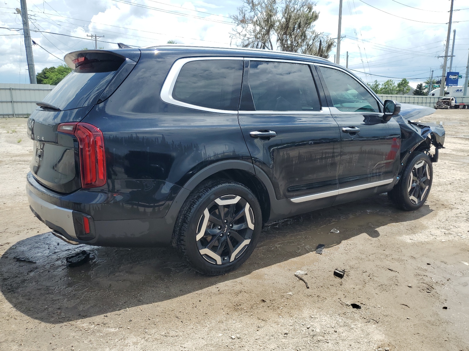 5XYP64GC2PG406211 2023 Kia Telluride S