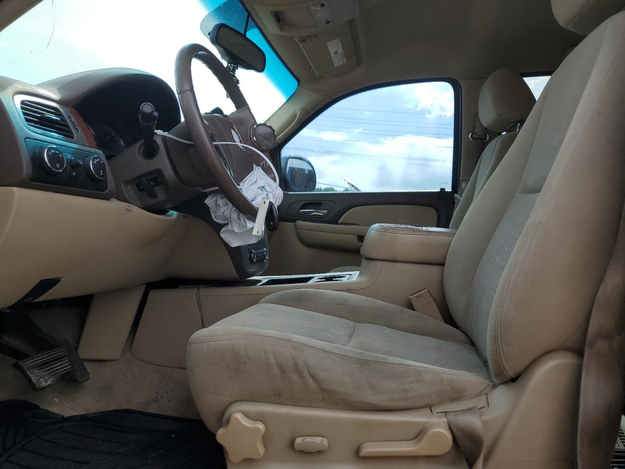 2008 GMC Yukon VIN: 1GKFK13048J208429 Lot: 63046354