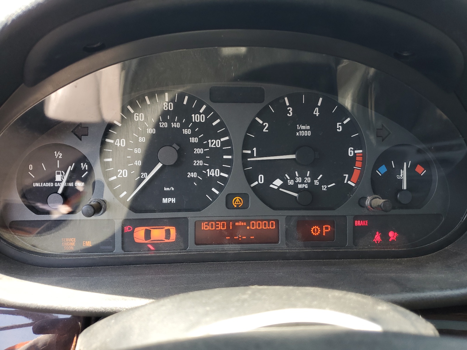 WBAAV33411FU80342 2001 BMW 325 I