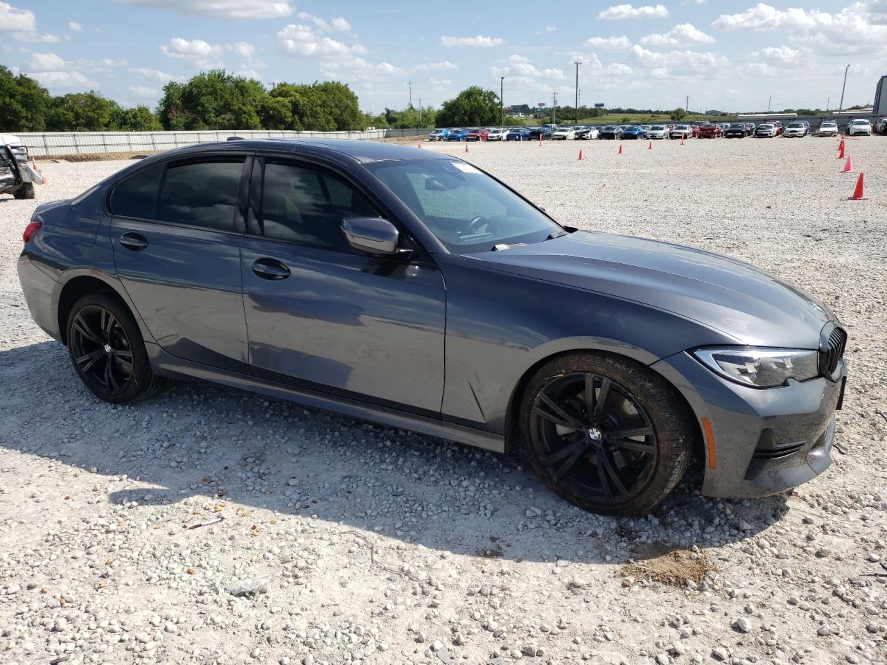 3MW5R1J04L8B27325 BMW 3 Series 330I 4