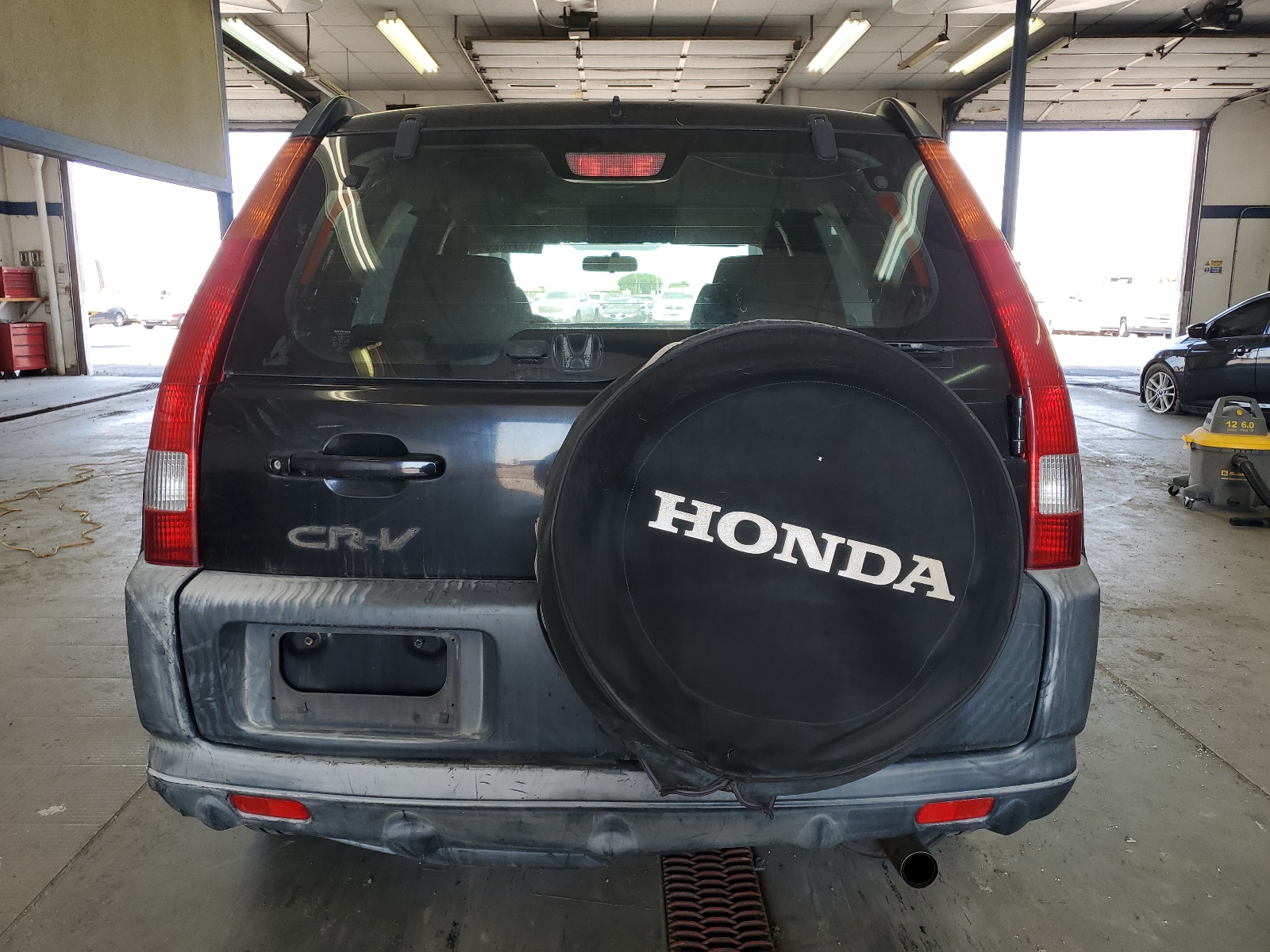 JHLRD68454C010732 2004 Honda Cr-V Lx