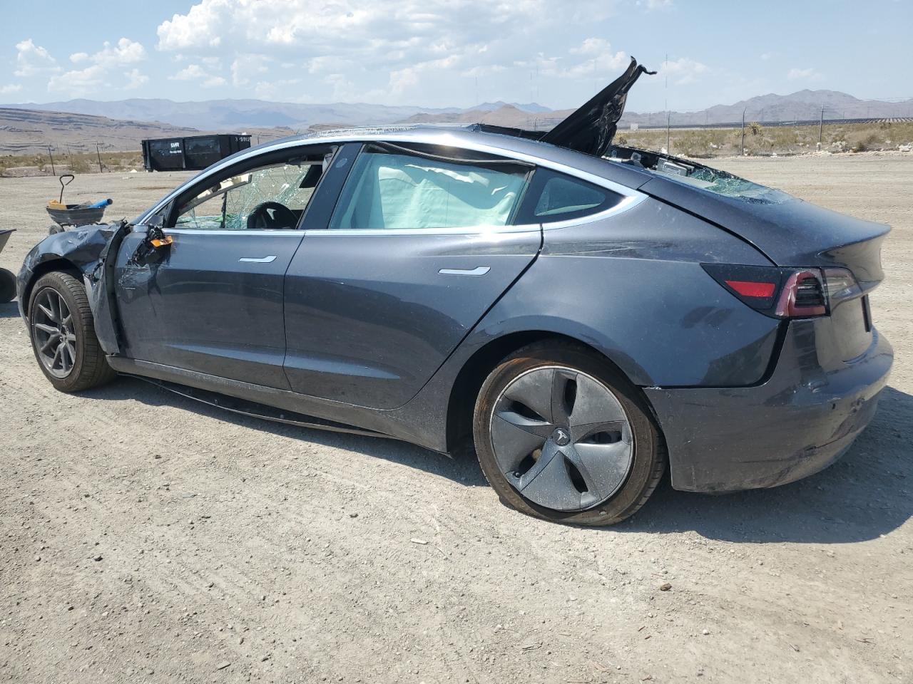 5YJ3E1EB6KF510033 2019 TESLA MODEL 3 - Image 2