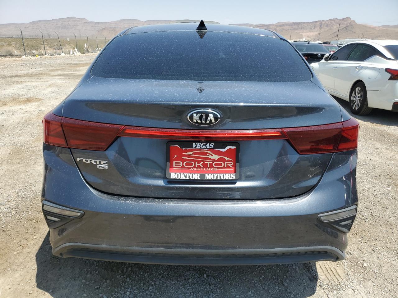 3KPF24AD5KE106421 2019 Kia Forte Fe