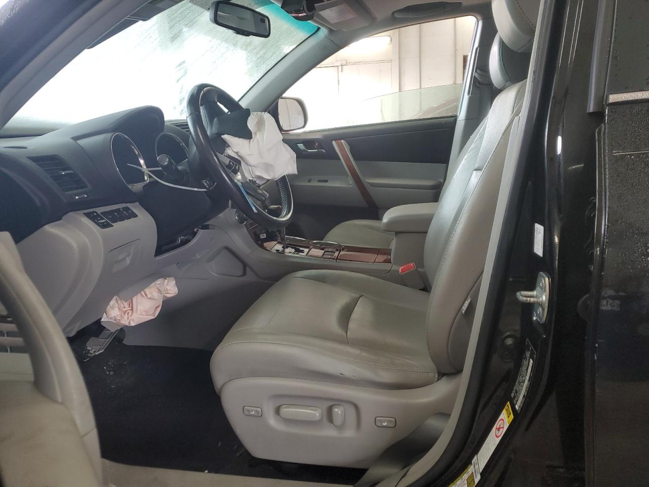 2011 Toyota Highlander Limited VIN: 5TDDK3EH5BS063946 Lot: 63917034