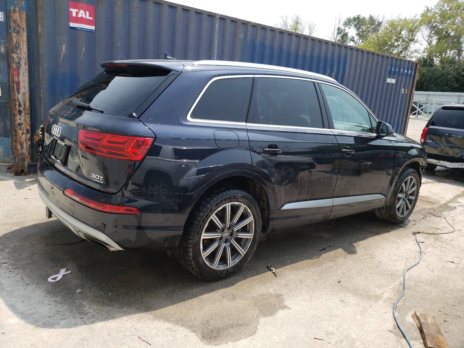 WA1LAAF73JD004617 2018 Audi Q7 Premium Plus