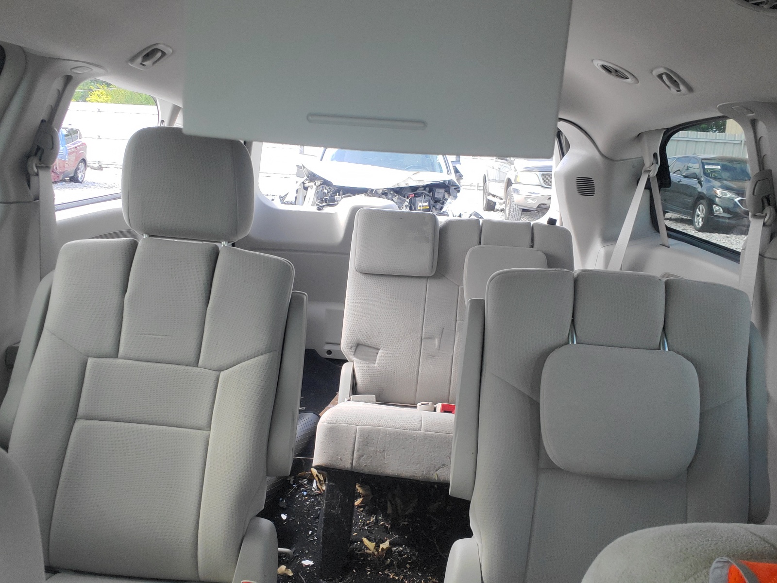 2A4RR5DG5BR633629 2011 Chrysler Town & Country Touring