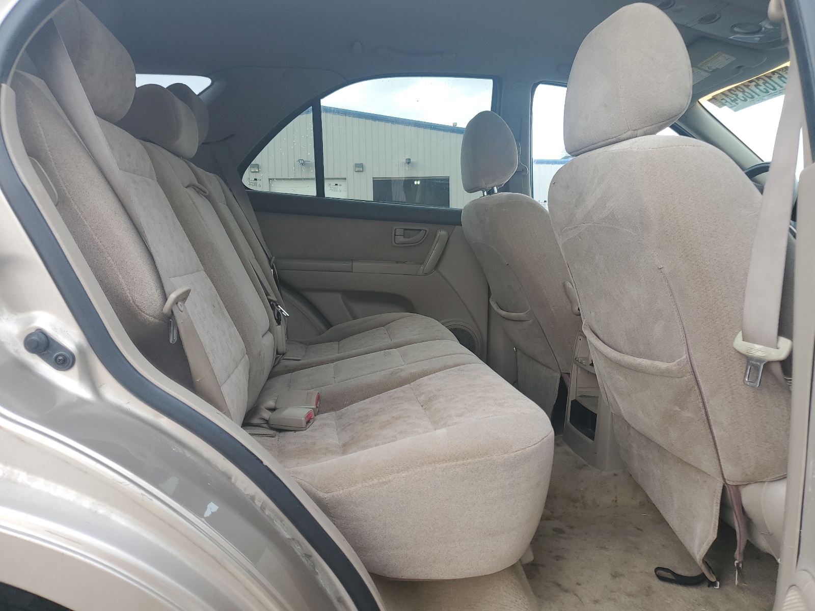 KNDJC733255475265 2005 Kia Sorento Ex