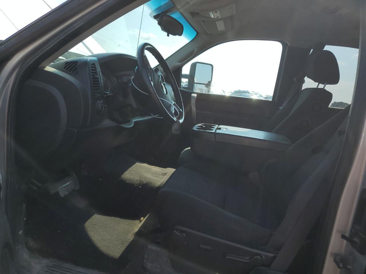 2011 Chevrolet Silverado K1500 Lt VIN: 1GCRKSE32BZ140842 Lot: 63438084