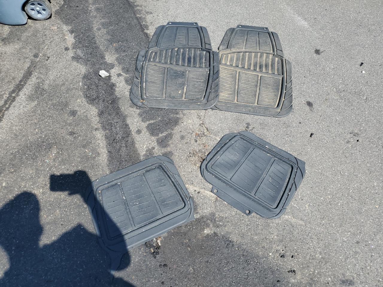 2004 Toyota Camry Le VIN: 4T1BE32K34U364742 Lot: 62099084