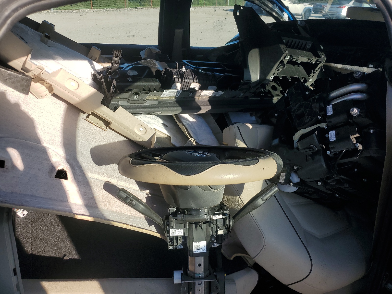 1VWBA7A32JC015670 2018 Volkswagen Passat Se