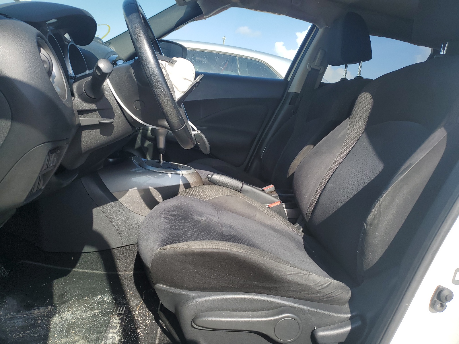 JN8AF5MR0FT504570 2015 Nissan Juke S