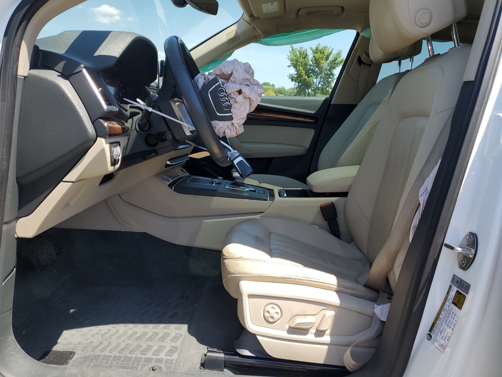 WA1BNAFY7J2124991 2018 Audi Q5 Premium Plus