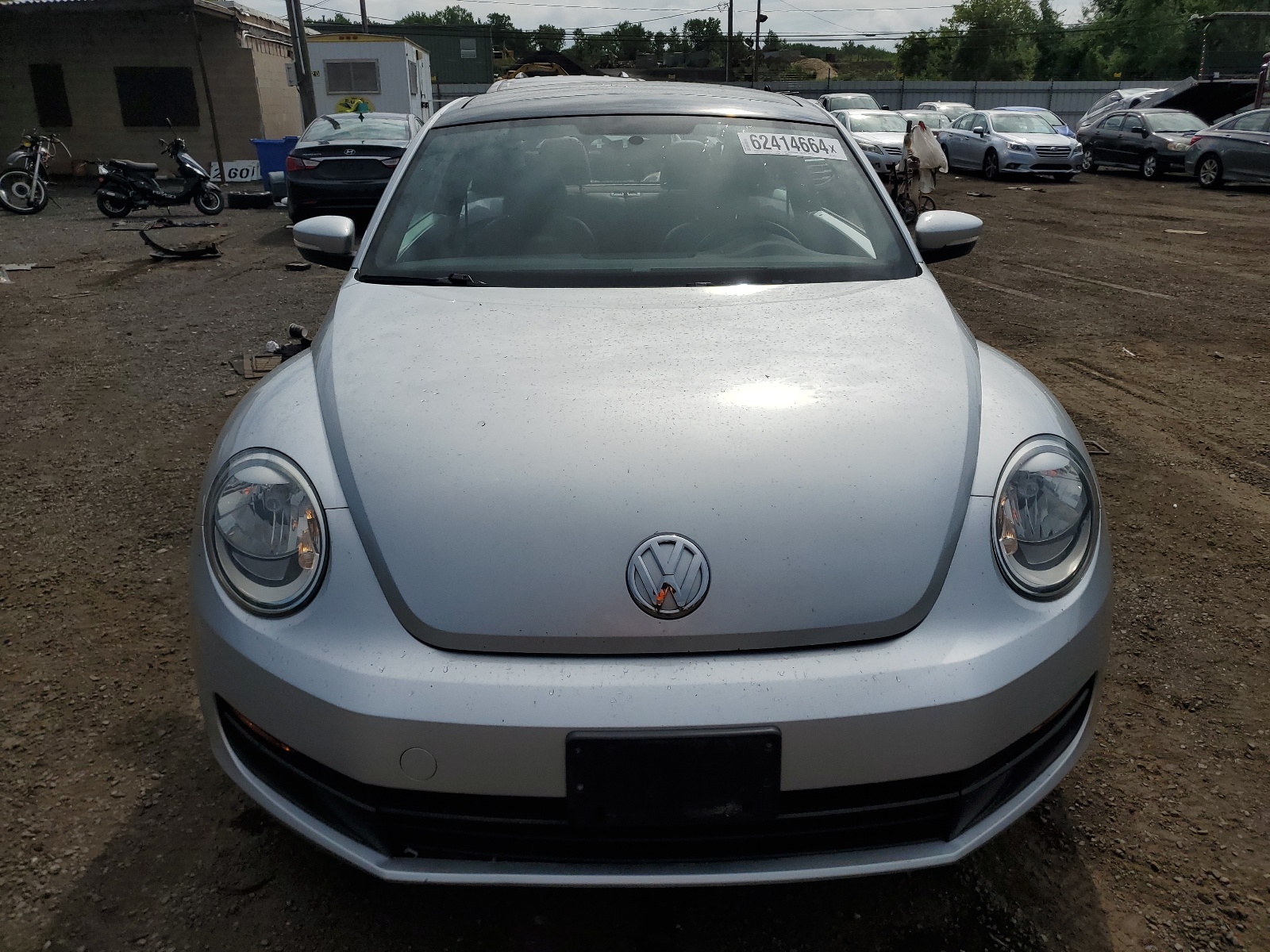 2012 Volkswagen Beetle vin: 3VWJP7AT7CM636771