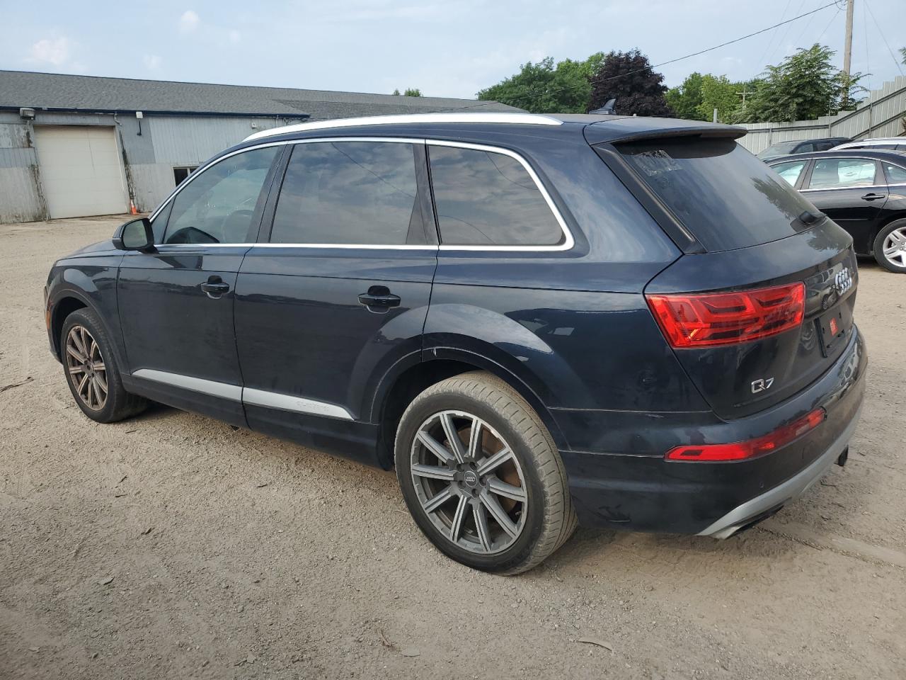 WA1VAAF7XHD031218 2017 Audi Q7 Prestige