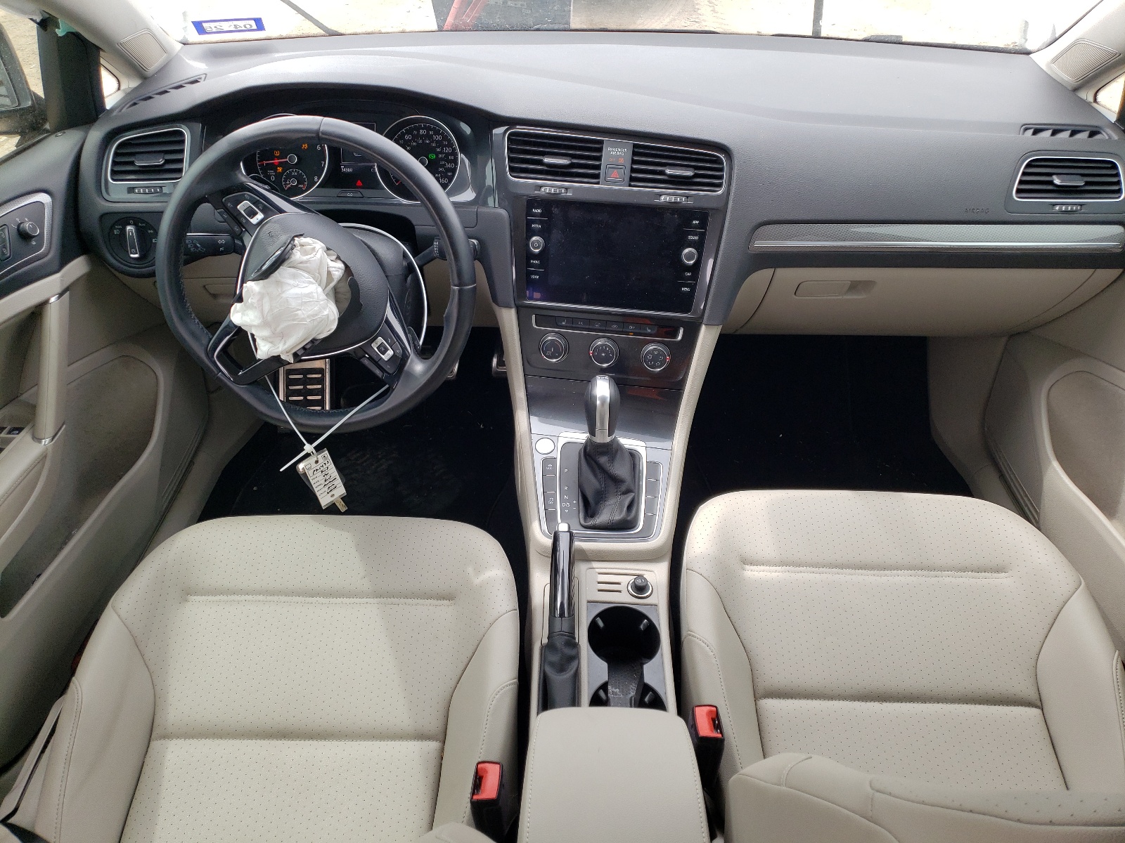 3VWH17AU4JM754153 2018 Volkswagen Golf Alltrack S