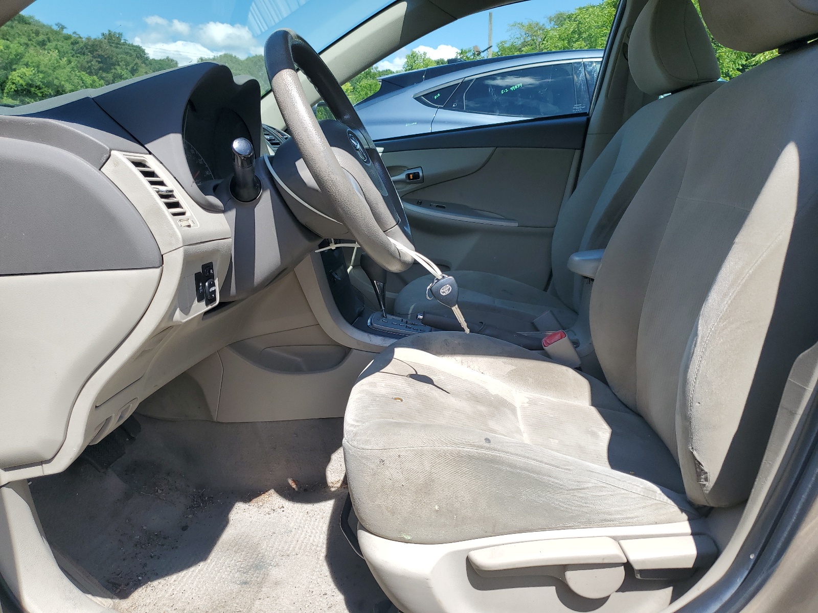 2T1BU4EE6AC308502 2010 Toyota Corolla Base