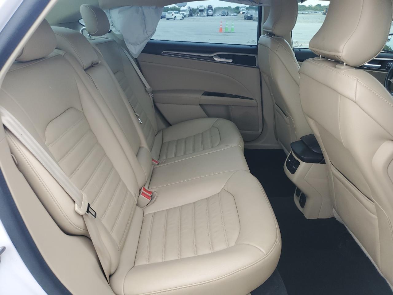 2016 Ford Fusion Se Phev VIN: 3FA6P0PU6GR166232 Lot: 63799644