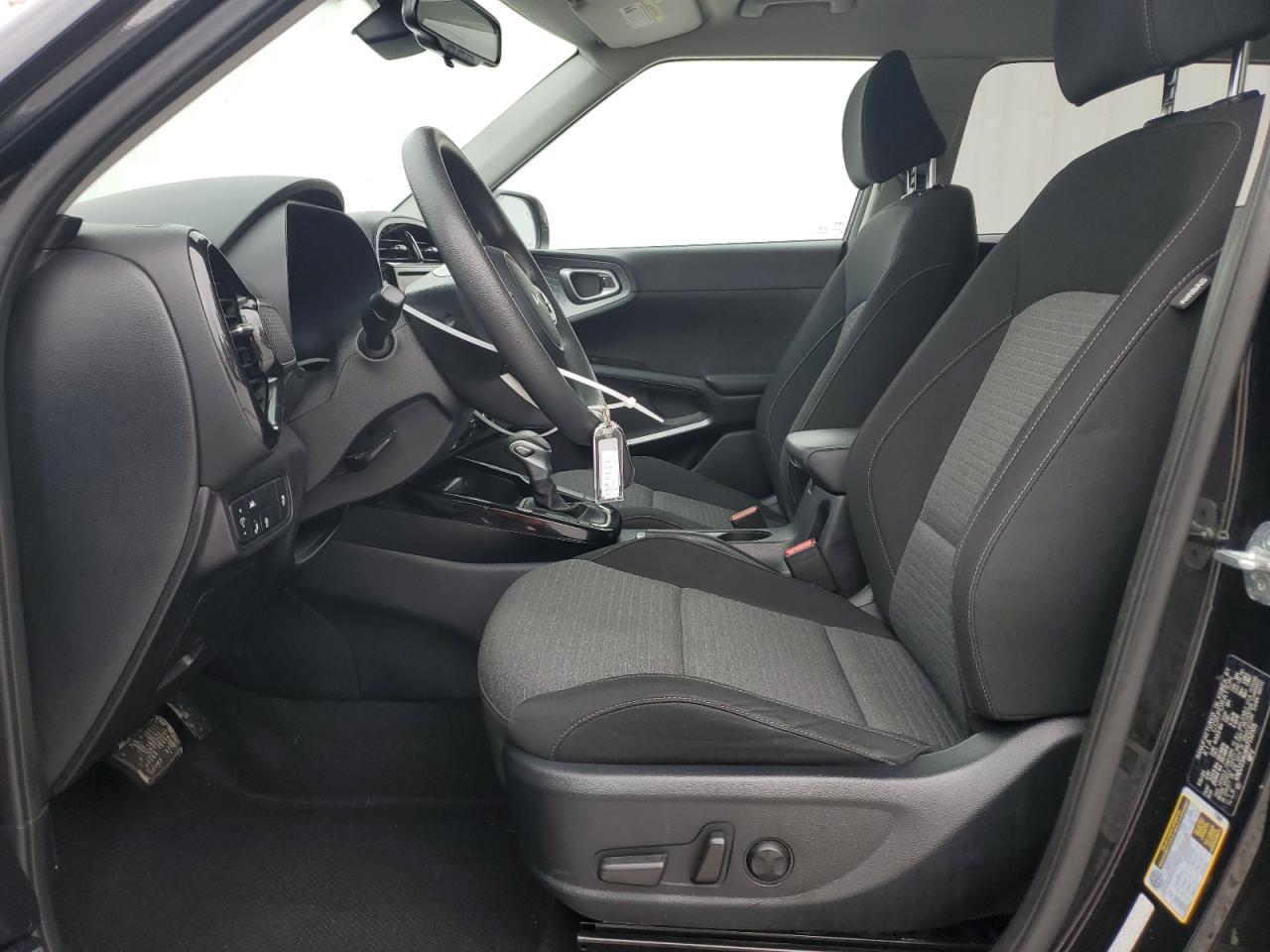 2022 Kia Soul Lx VIN: KNDJ23AU4N7152105 Lot: 64249264