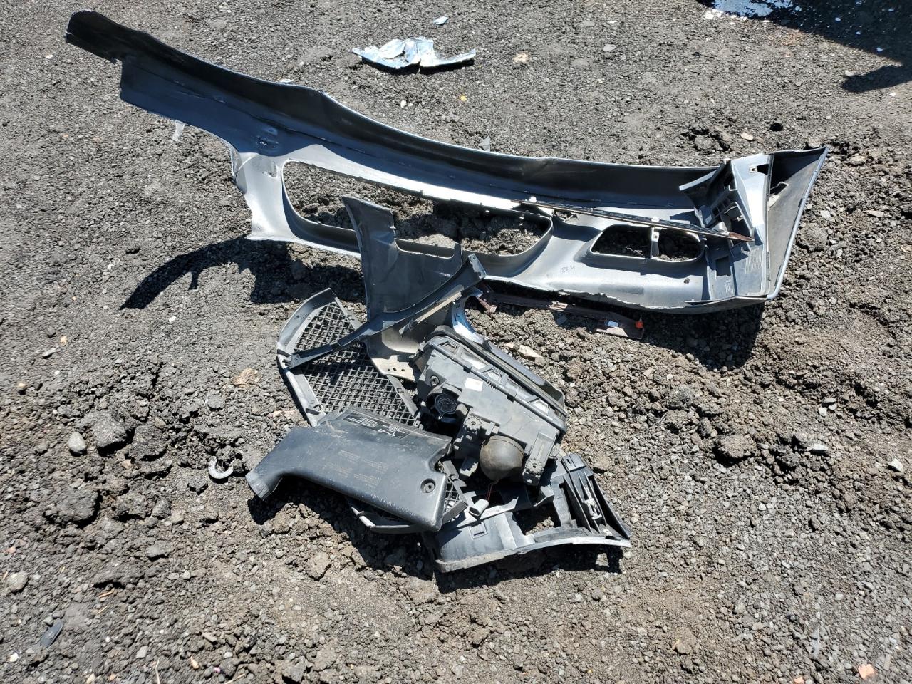 2004 BMW 325 I VIN: WBAET37454NH04596 Lot: 62402884