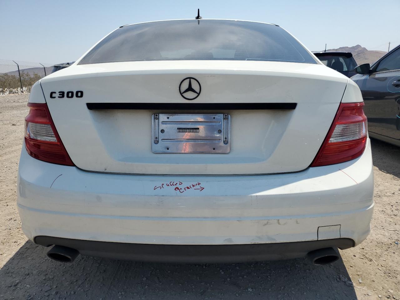 2011 Mercedes-Benz C 300 VIN: WDDGF5EB1BR175950 Lot: 62489544