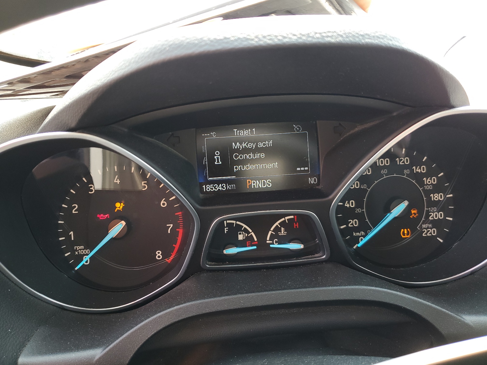 1FMCU9G99HUD79364 2017 Ford Escape Se