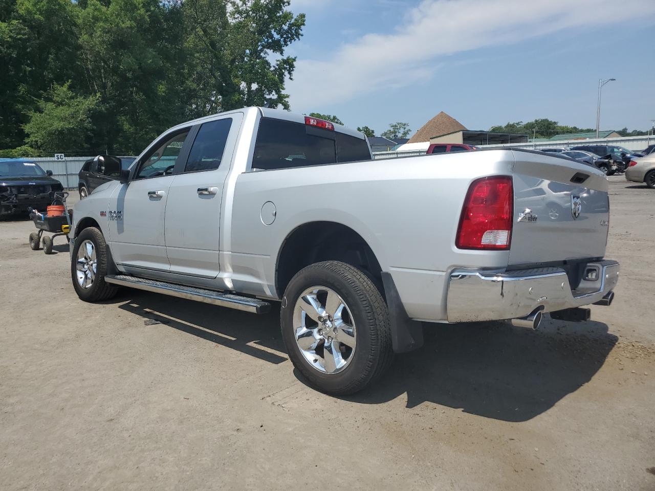 2017 Ram 1500 Slt VIN: 1C6RR7GT5HS750815 Lot: 63052084