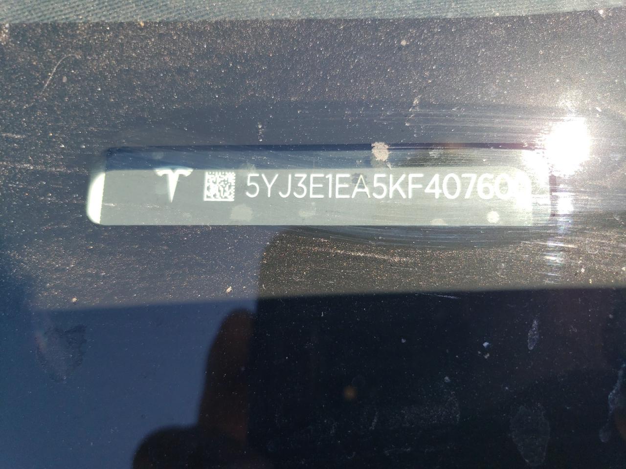 5YJ3E1EA5KF407600 2019 Tesla Model 3