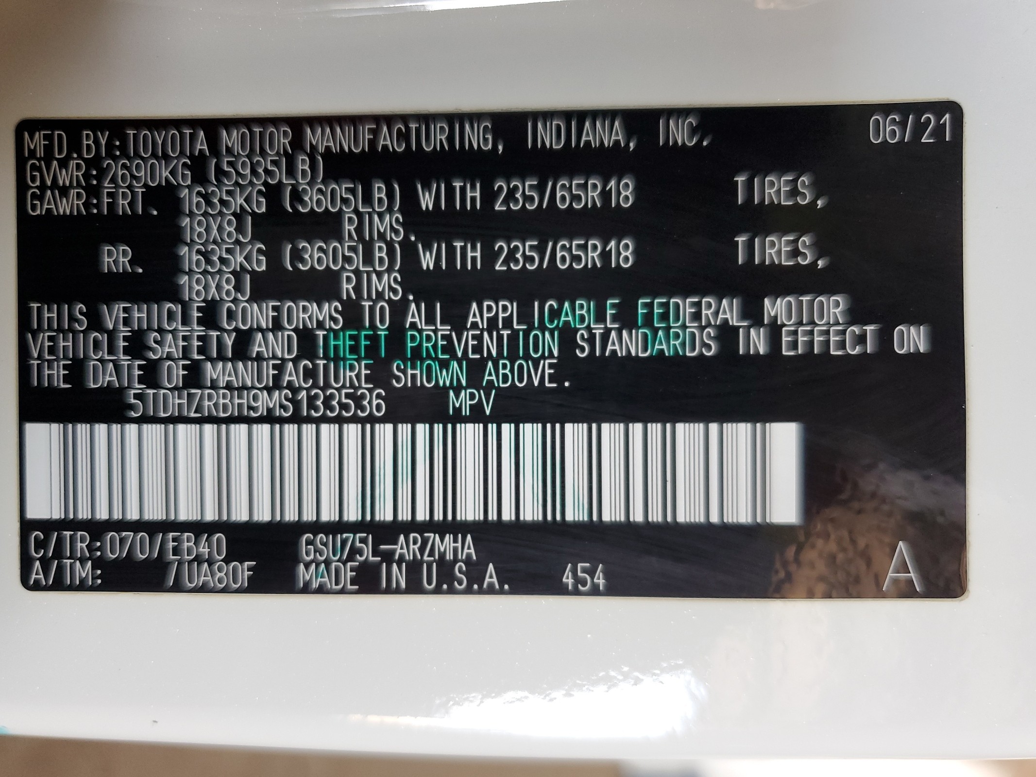 5TDHZRBH9MS133536 2021 Toyota Highlander Xle