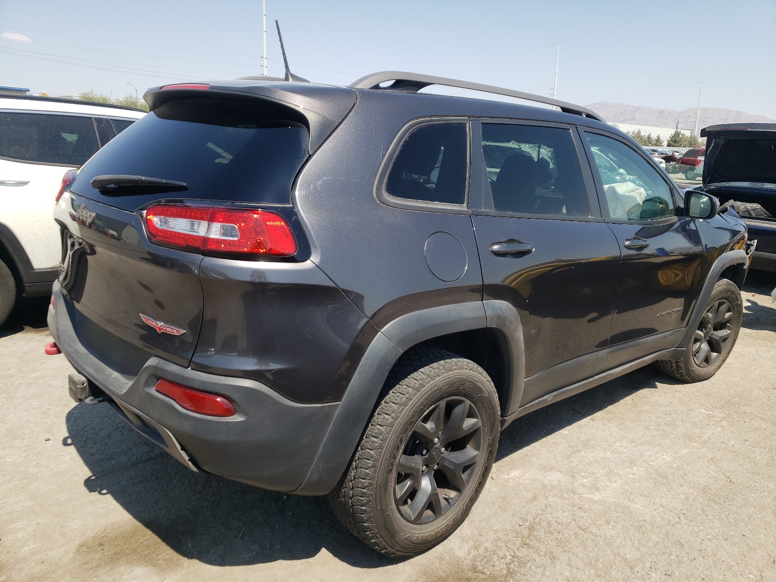 1C4PJMBS9GW227020 2016 Jeep Cherokee Trailhawk