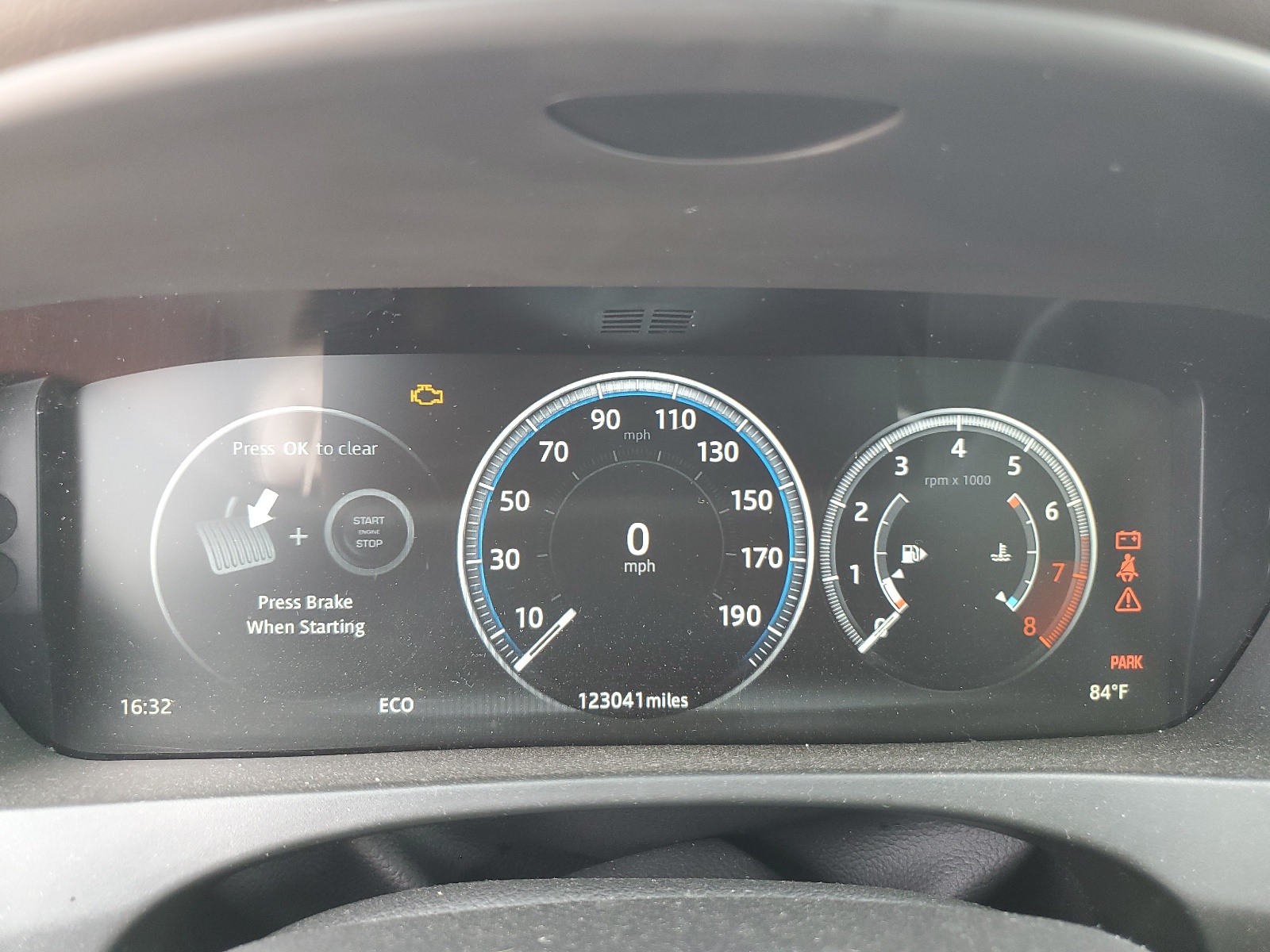 SADCK2BV4HA498581 2017 Jaguar F-Pace Prestige