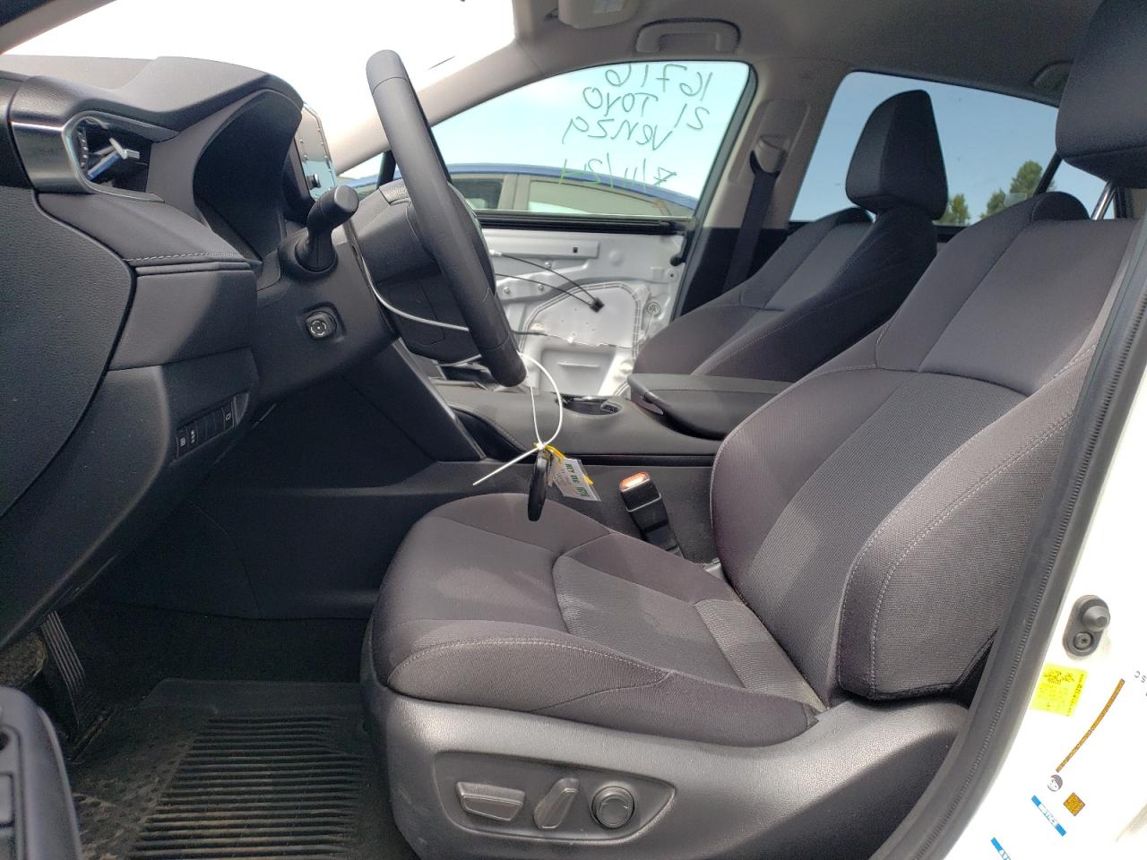 2021 Toyota Venza Le VIN: JTEAAAAHXMJ041002 Lot: 64896004