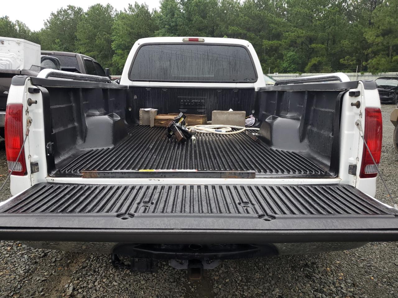 2002 Ford F350 Super Duty VIN: 1FTWW32F92EA26422 Lot: 60696264