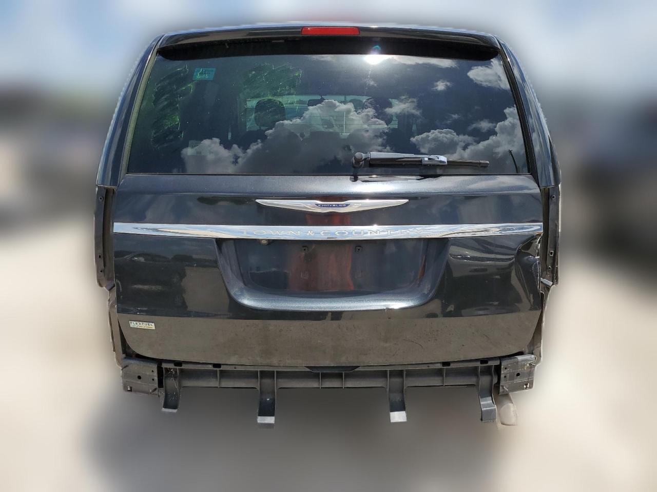 2013 Chrysler Town & Country Touring VIN: 2C4RC1BG2DR774647 Lot: 64478814