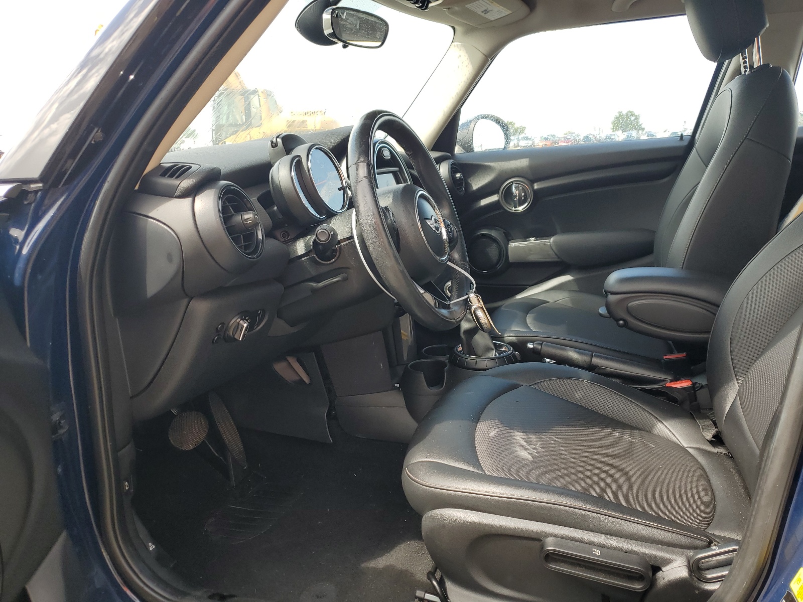 WMWXU1C50G2E16631 2016 Mini Cooper