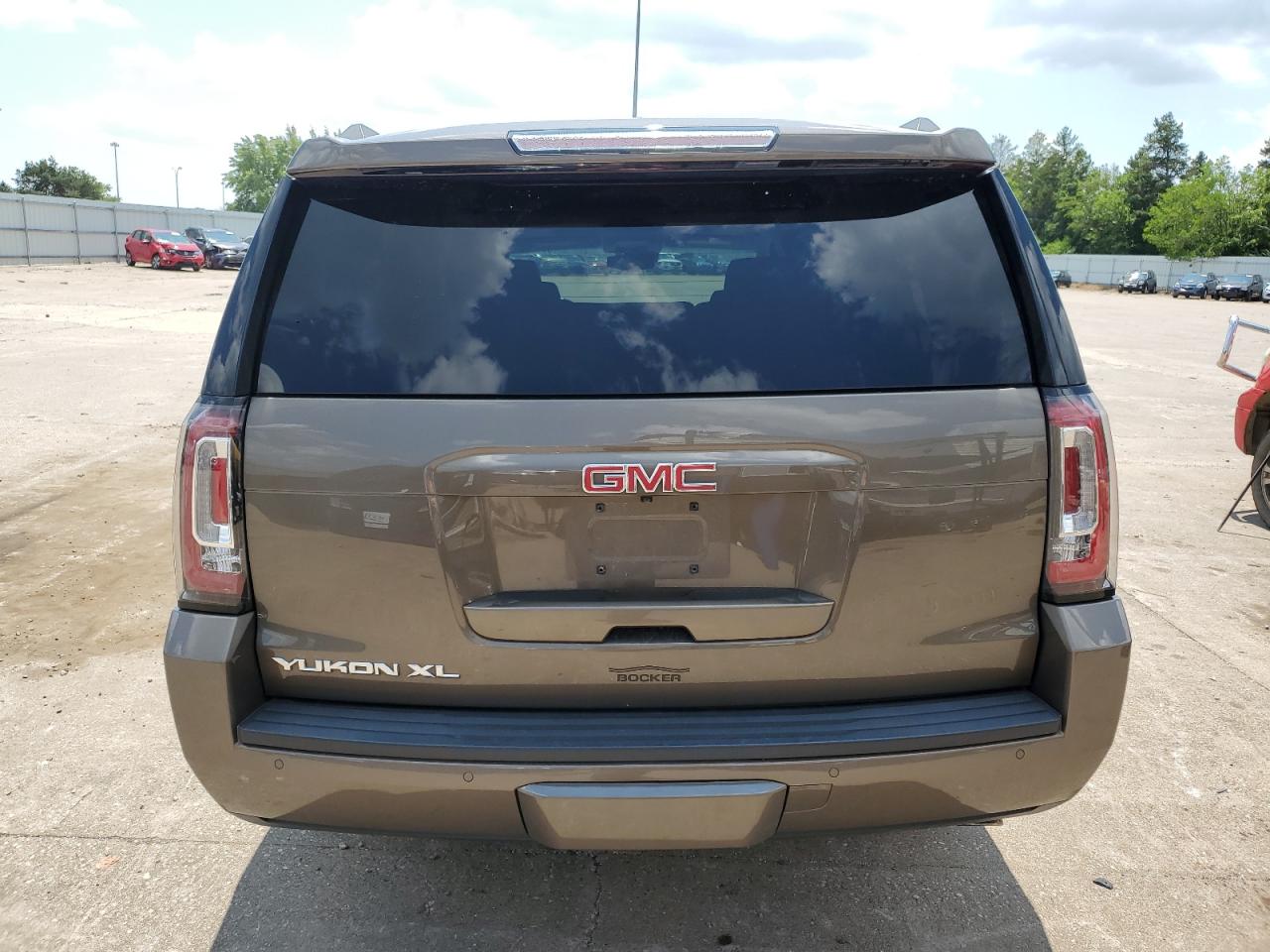 1GKS2GKC0GR274148 2016 GMC Yukon Xl K1500 Slt