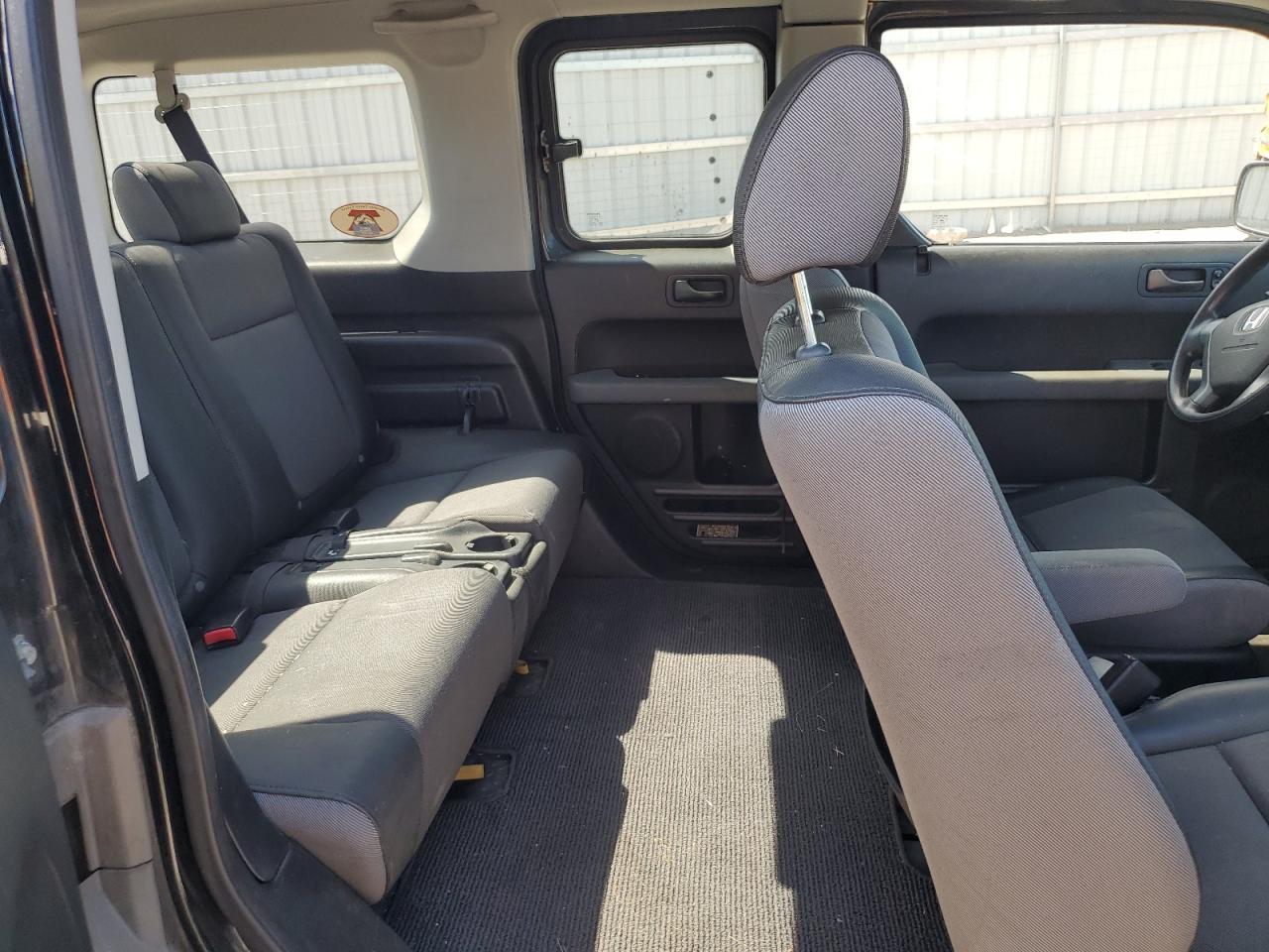 2004 Honda Element Ex VIN: 5J6YH285X4L019242 Lot: 65453264