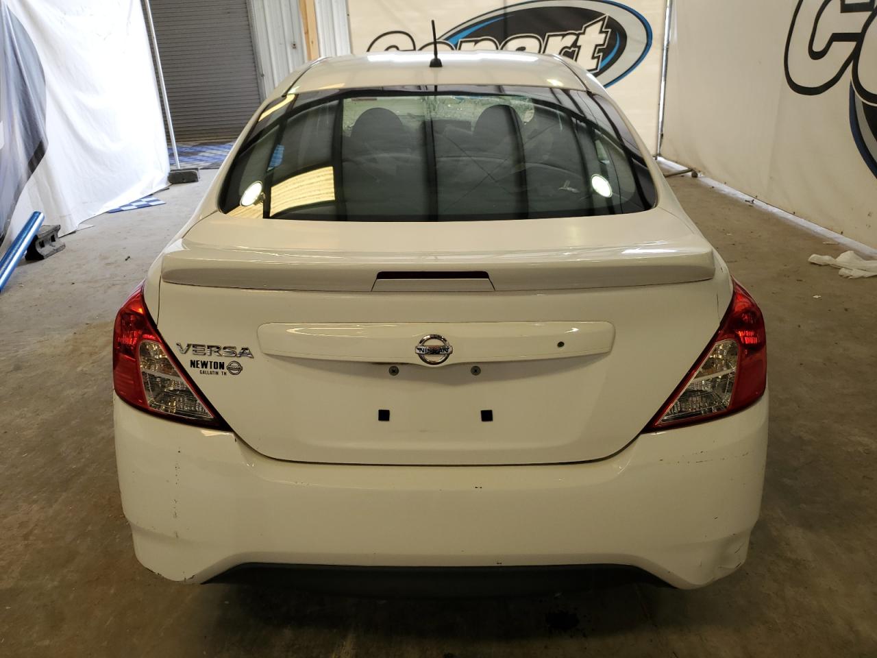 3N1CN7AP3JL823984 2018 Nissan Versa S