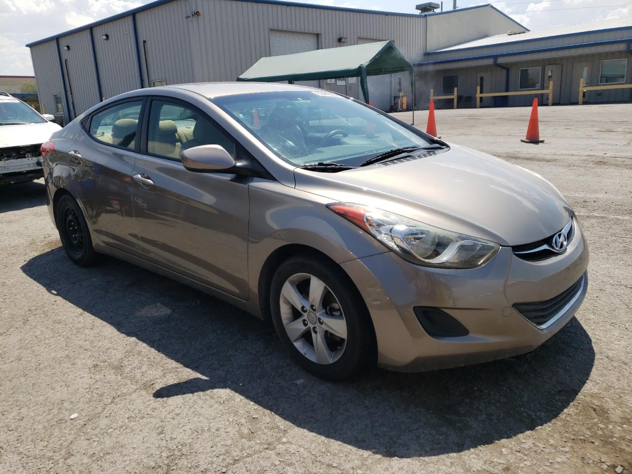 VIN 5NPDH4AEXDH384647 2013 HYUNDAI ELANTRA no.4