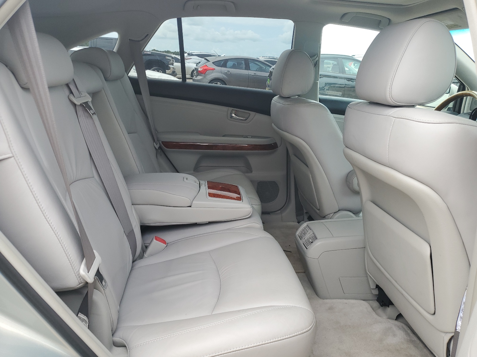 2T2GA31U25C039082 2005 Lexus Rx 330