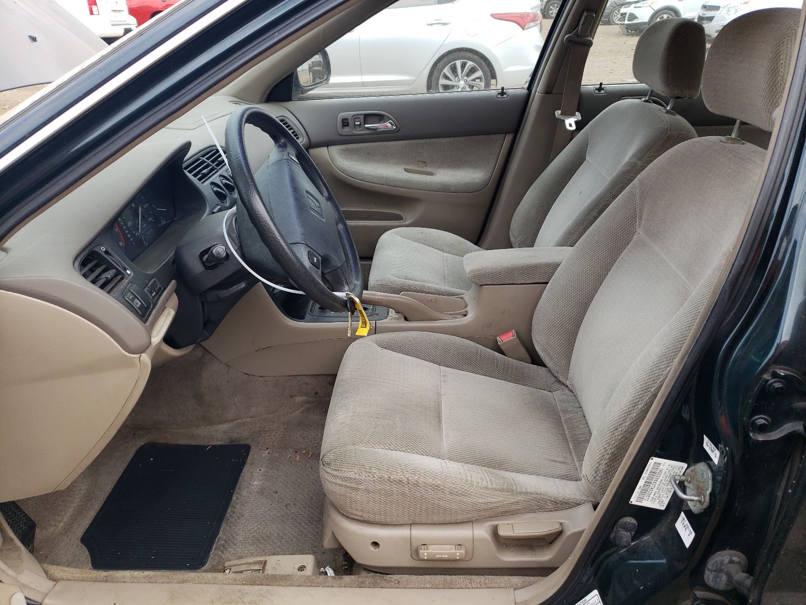 1HGCE6643TA028872 1996 Honda Accord Lx