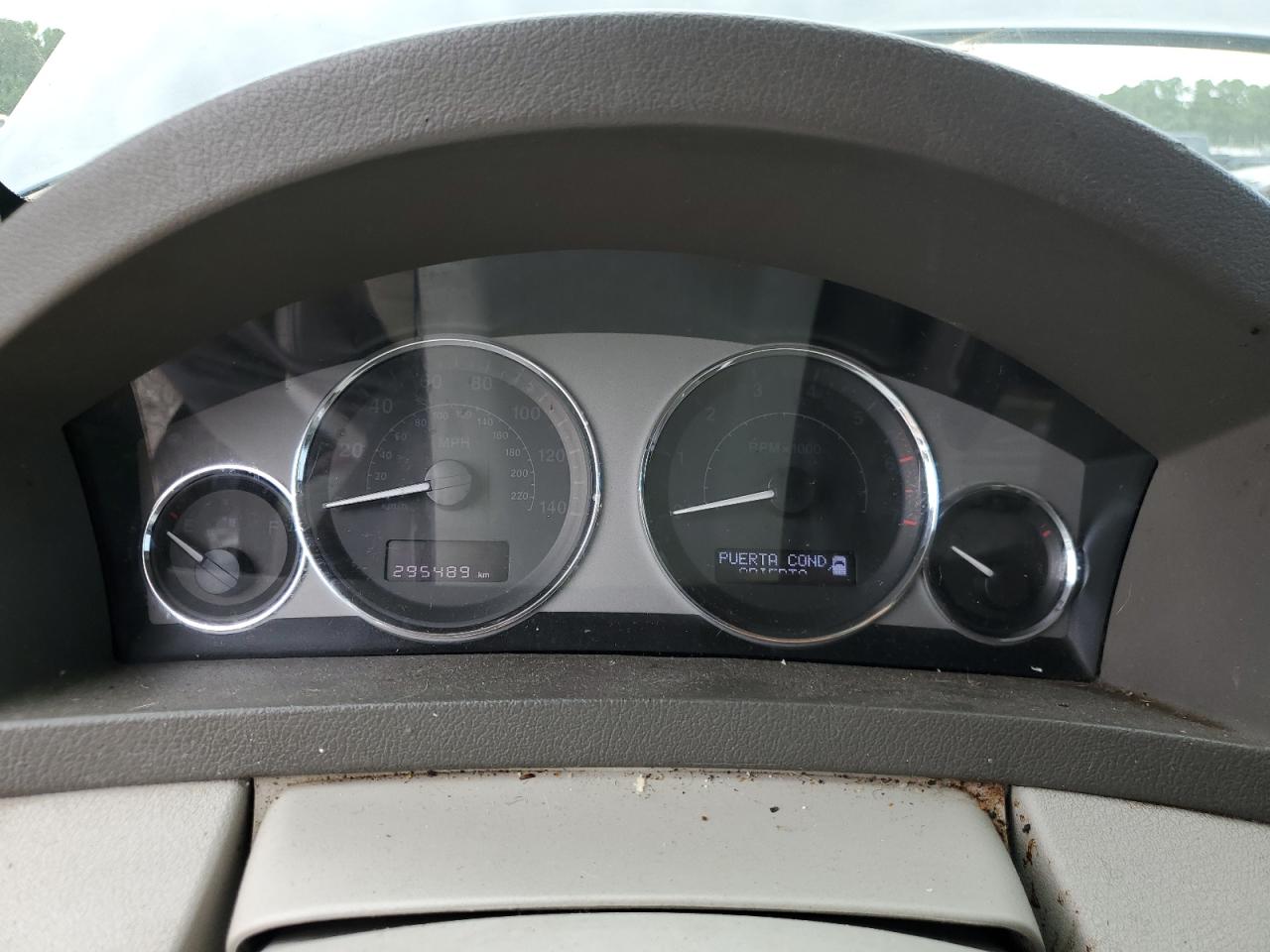 2008 Jeep Grand Cherokee Limited VIN: 1J8HR58228C242576 Lot: 64910134