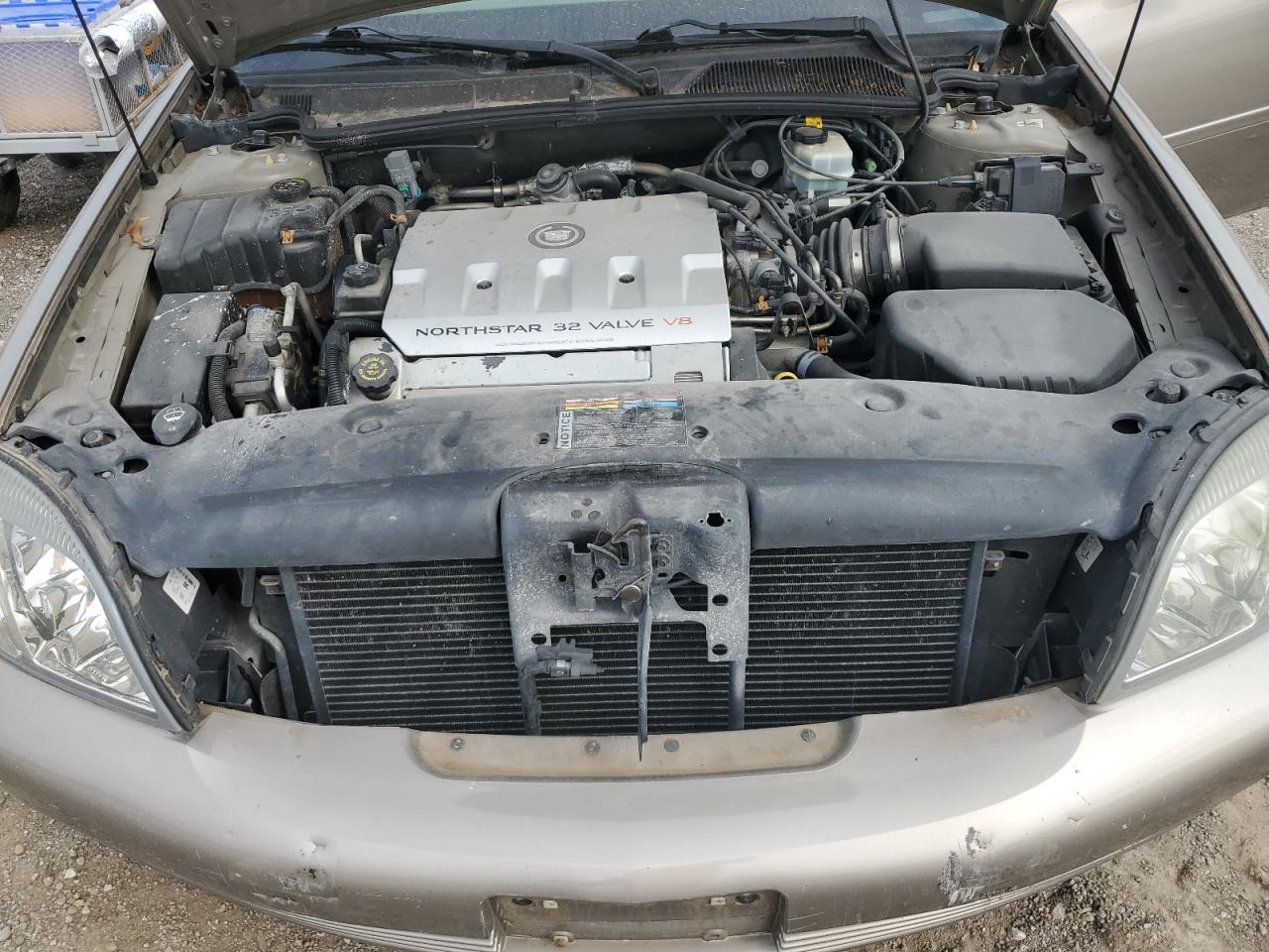 2002 Cadillac Deville Dhs VIN: 1G6KE57Y22U123090 Lot: 64506954