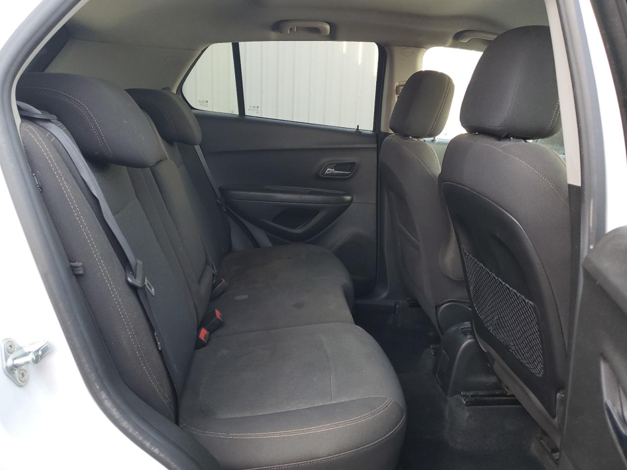 2020 Chevrolet Trax Ls VIN: KL7CJKSB5LB075299 Lot: 63103564