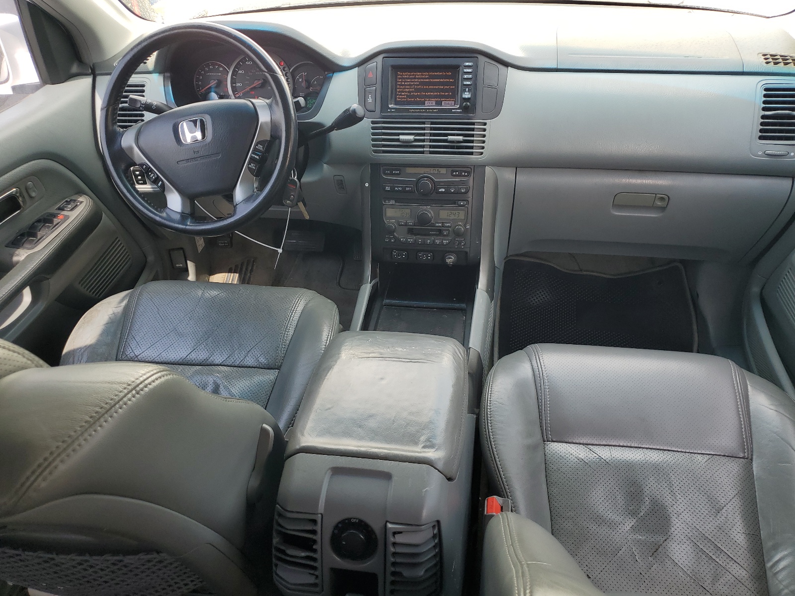 2HKYF18734H615031 2004 Honda Pilot Exl