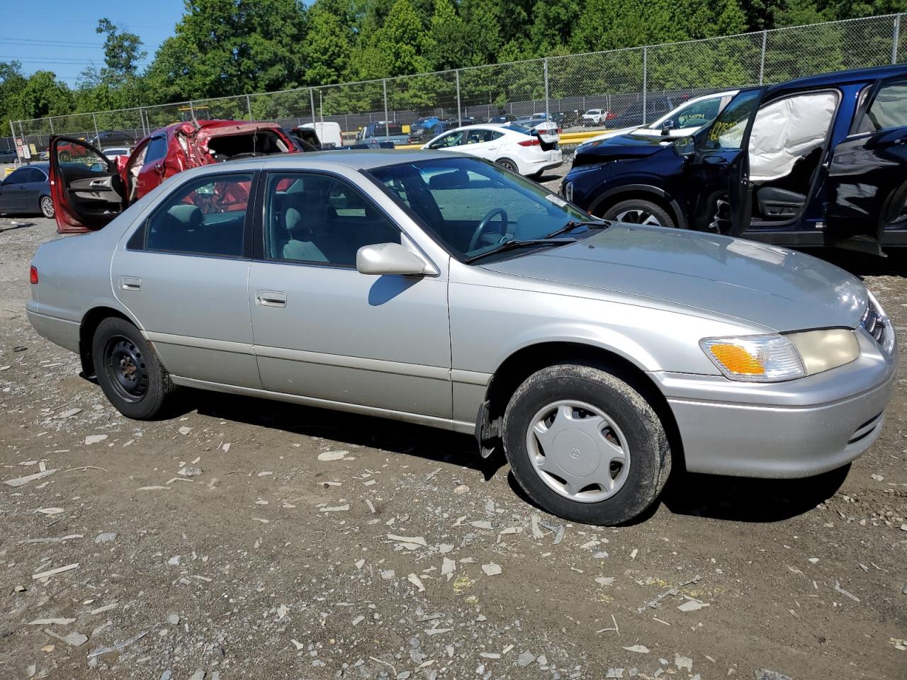 2000 Toyota Camry Ce VIN: 4T1BG22K8YU689445 Lot: 61542184