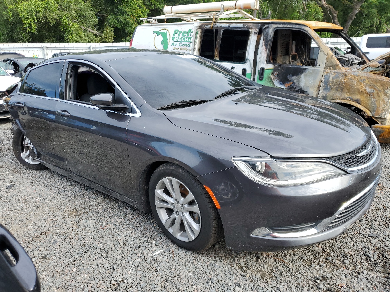 1C3CCCABXFN623230 2015 Chrysler 200 Limited