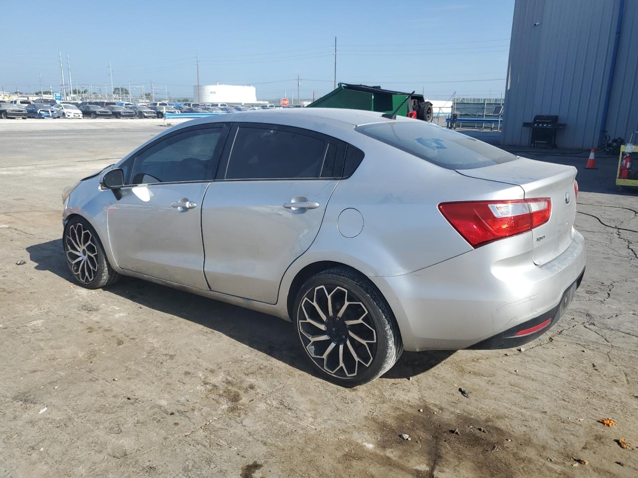 2013 Kia Rio - Image 2