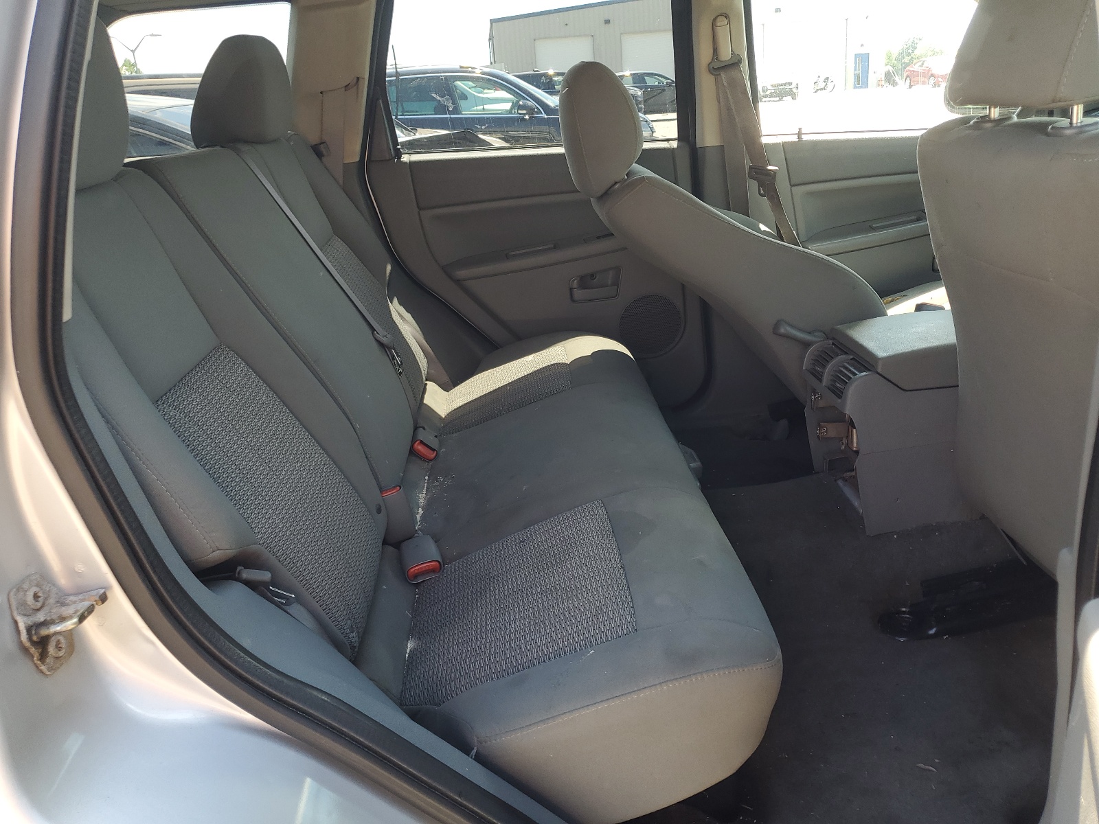 1J8HR48P87C541655 2007 Jeep Grand Cherokee Laredo