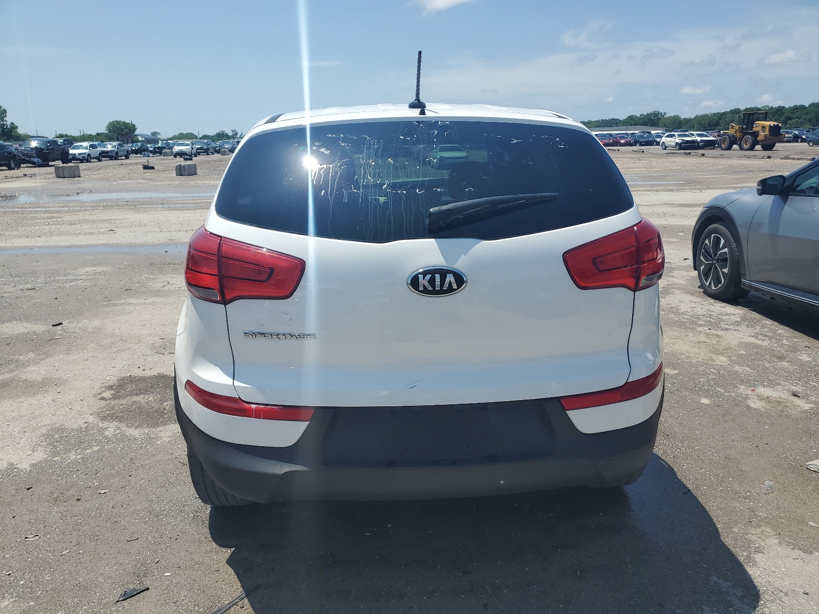 KNDPB3AC2F7670801 2015 Kia Sportage Lx