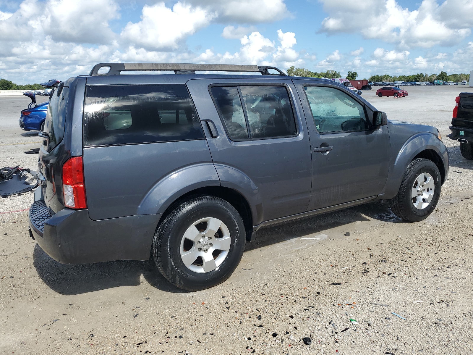 5N1AR1NN8BC625716 2011 Nissan Pathfinder S